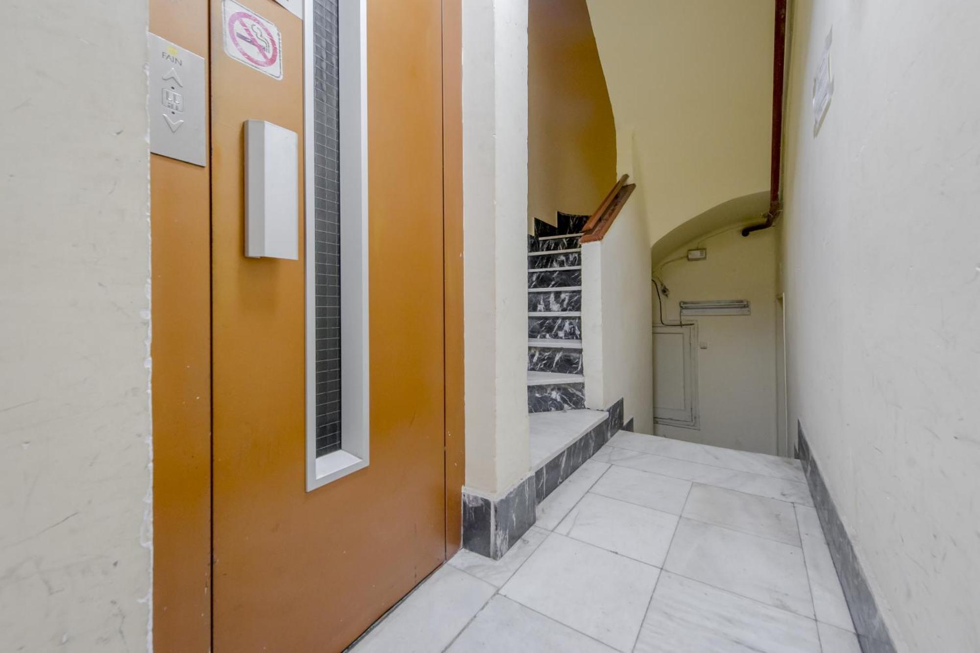 Stunning Apt En La Gran Via-Centro De Madrid E2 Luaran gambar