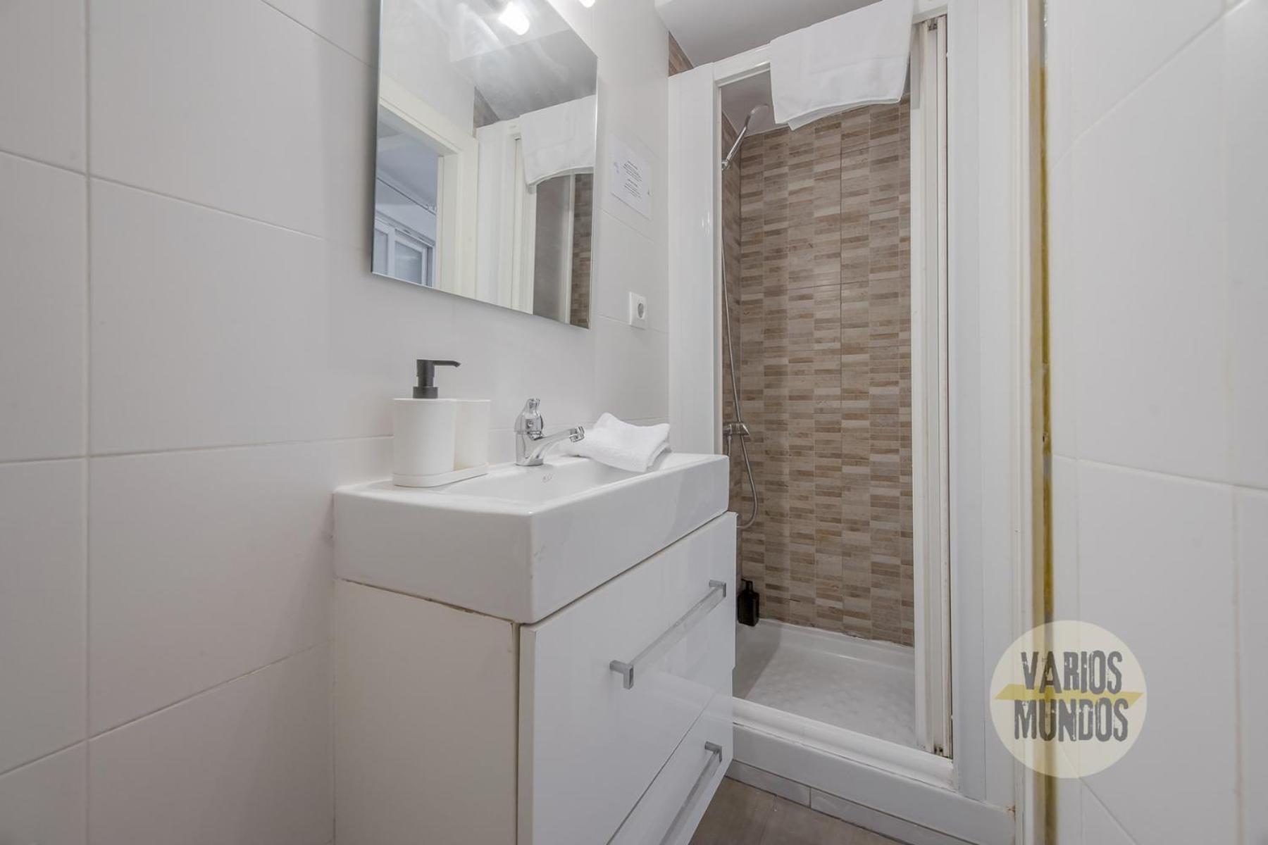 Stunning Apt En La Gran Via-Centro De Madrid E2 Luaran gambar